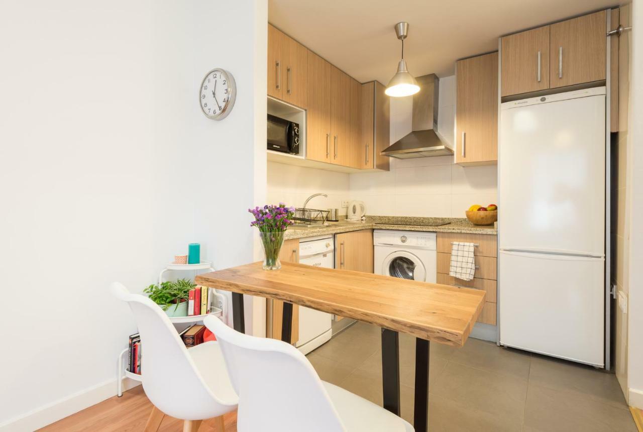 Homely Malaga Plaza Montano Екстер'єр фото