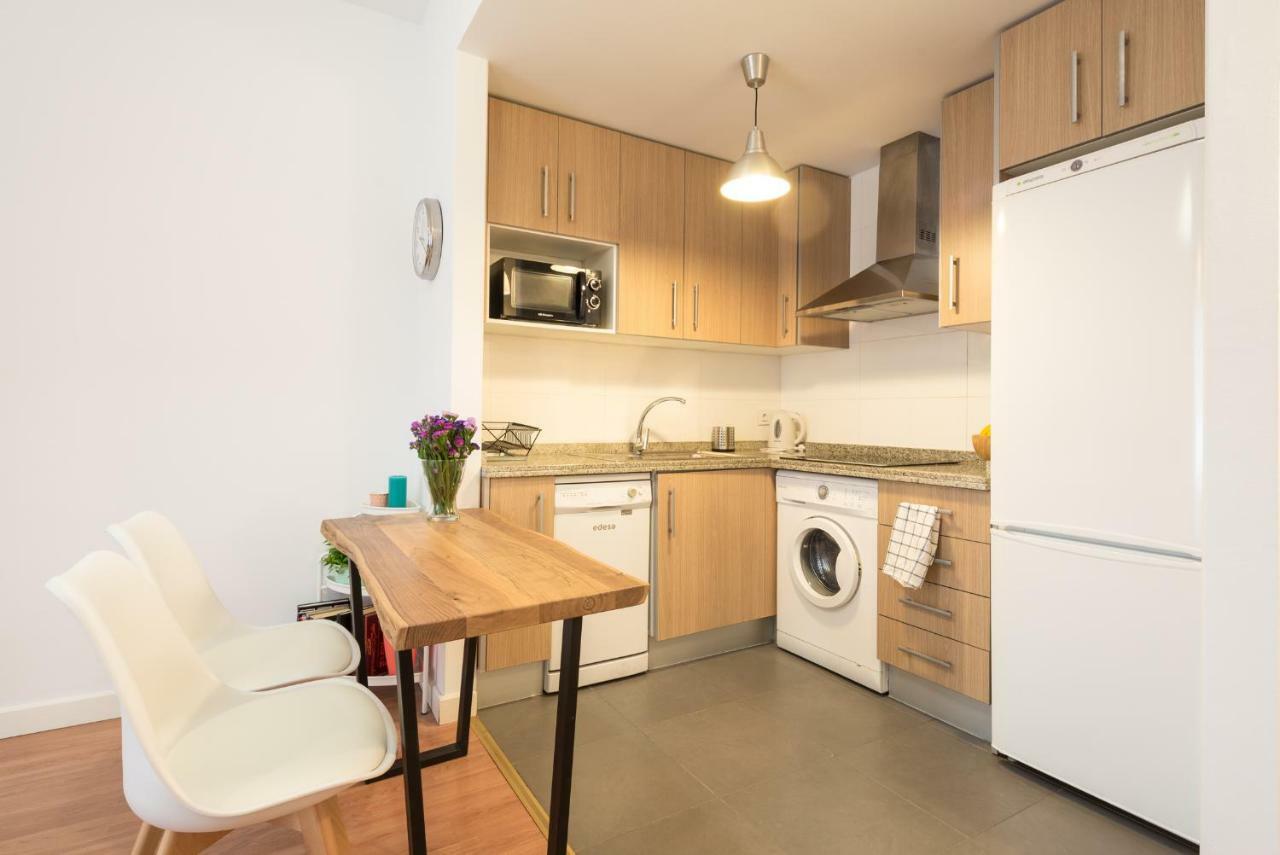 Homely Malaga Plaza Montano Екстер'єр фото