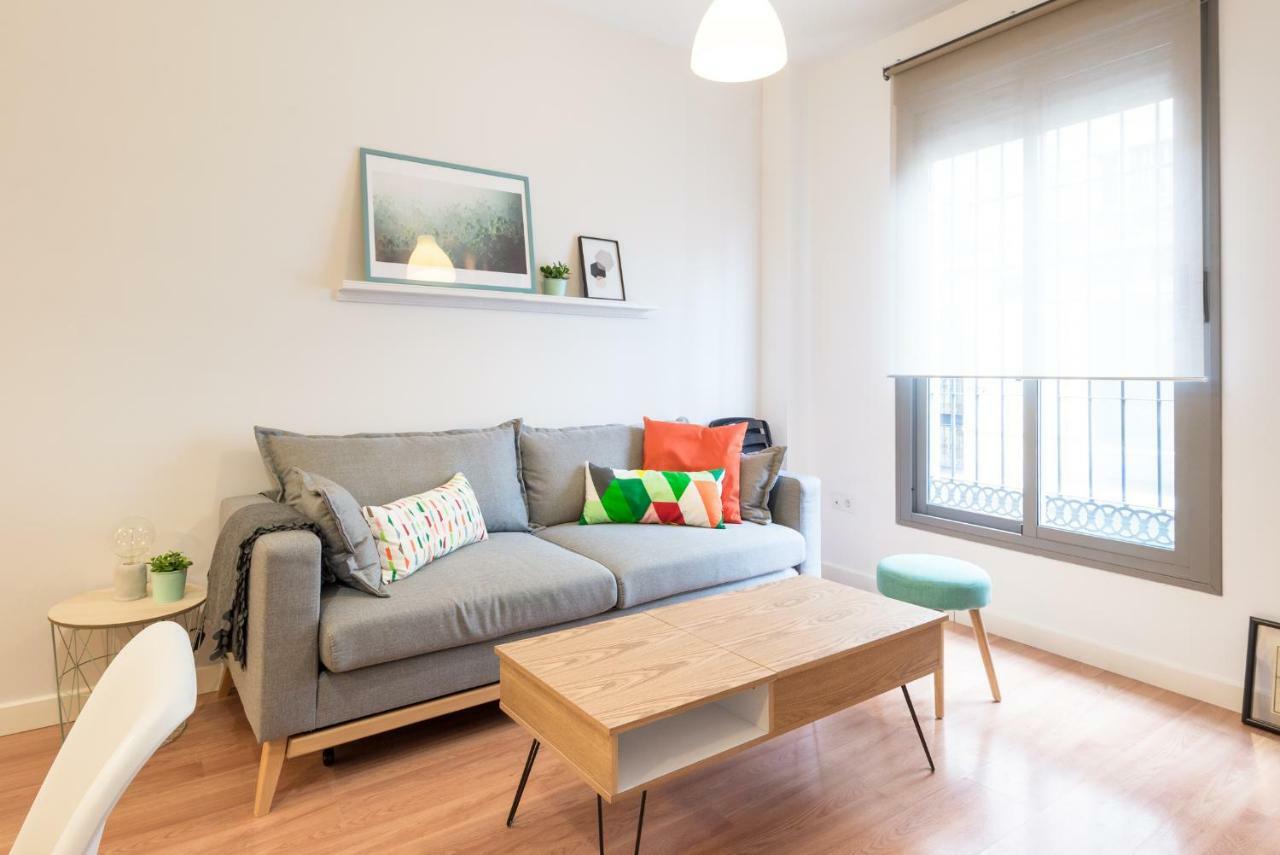 Homely Malaga Plaza Montano Екстер'єр фото