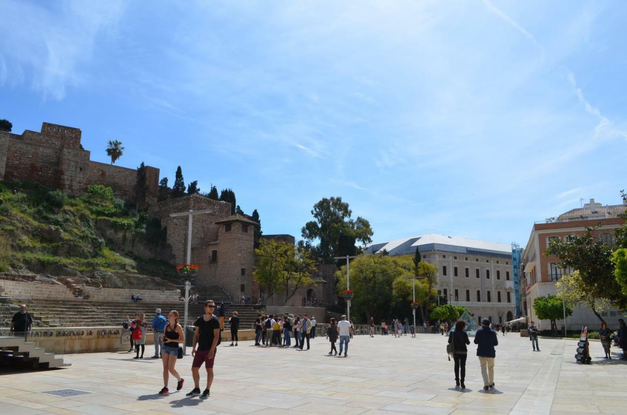 Homely Malaga Plaza Montano Екстер'єр фото