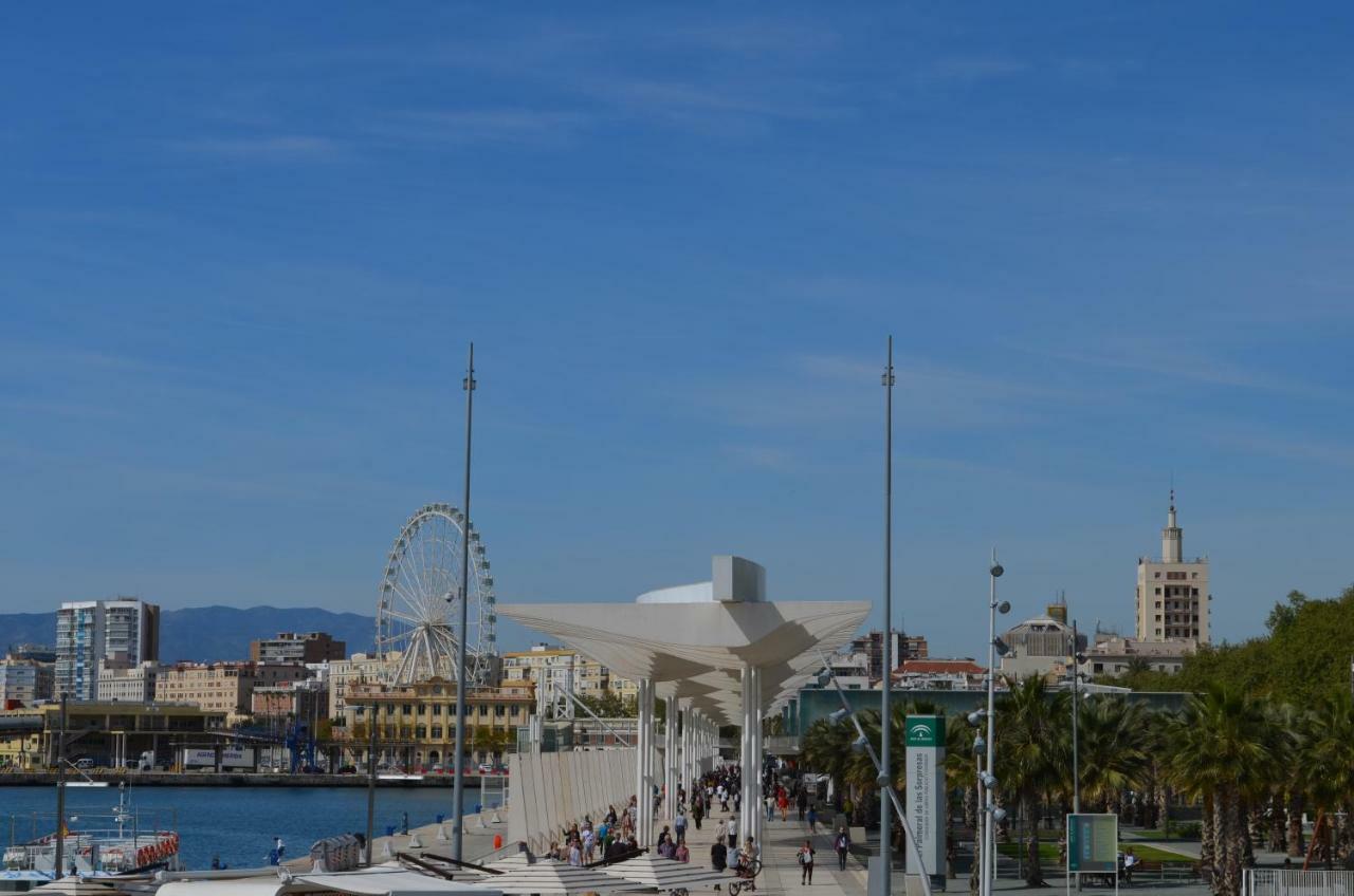 Homely Malaga Plaza Montano Екстер'єр фото